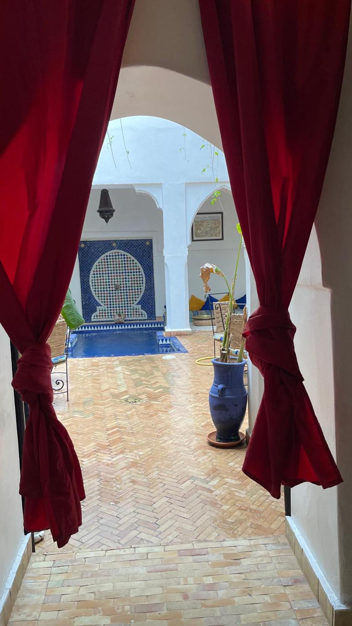 Riad Le Dromadaire Bleu By Weekome マラケシュ エクステリア 写真